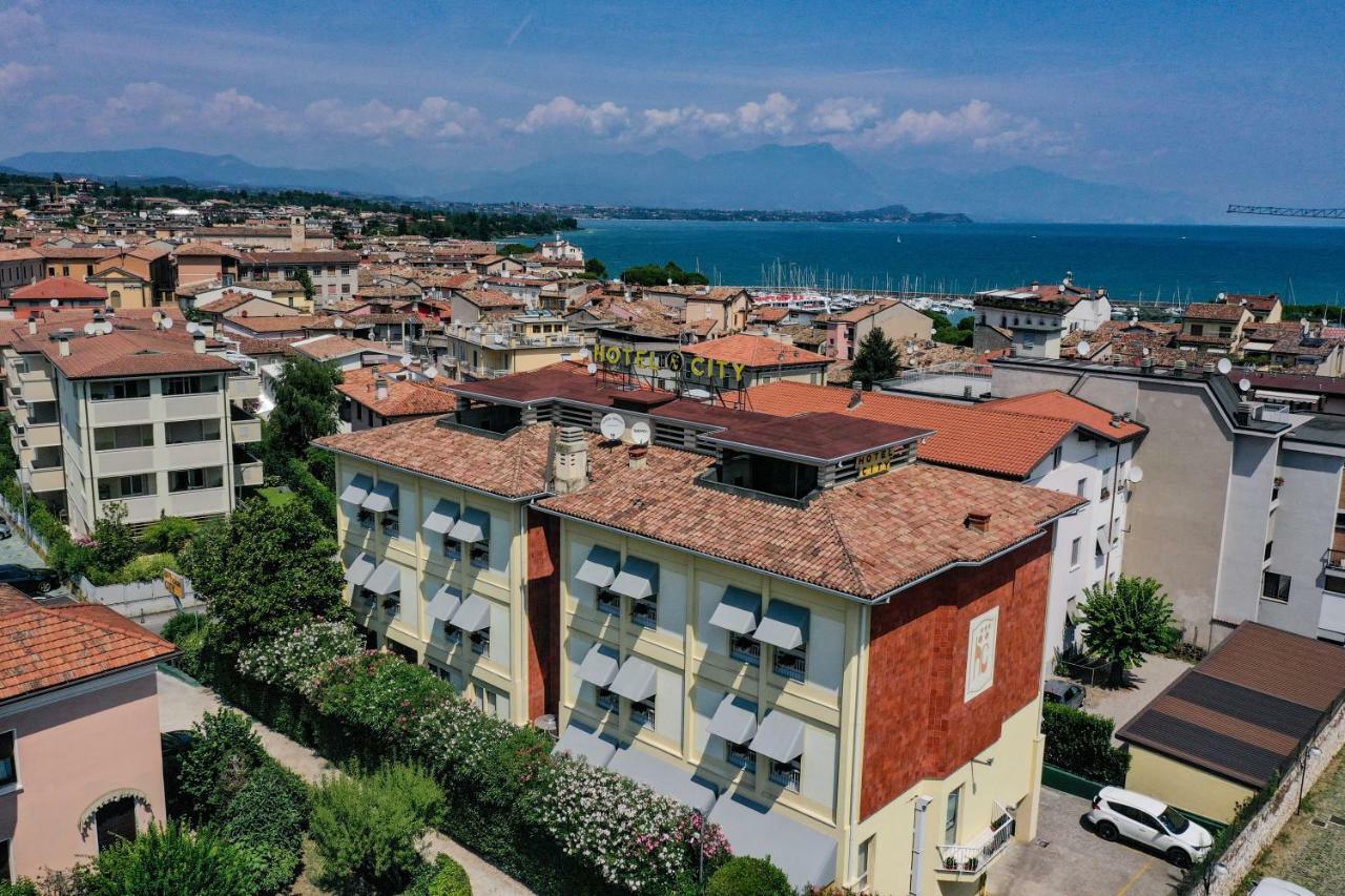 Hotel City Desenzano del Garda Exterior foto